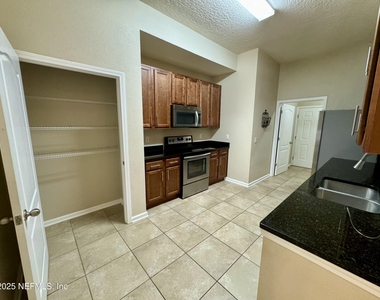 100 Brannan Place - Photo Thumbnail 7