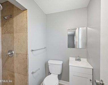 8032 Lourdes Drive S - Photo Thumbnail 11