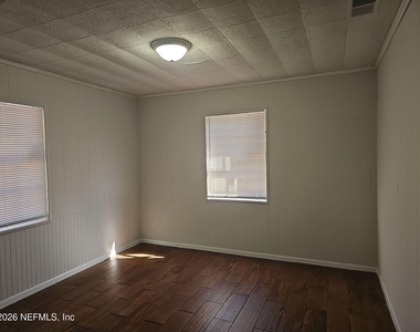 3448 Inwood Circle E - Photo Thumbnail 11