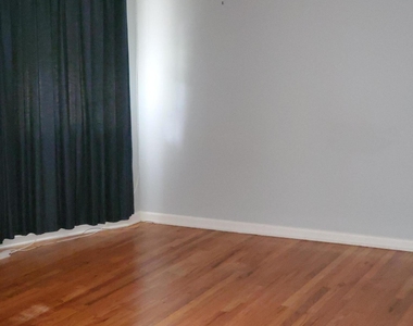 4940 Brighton Drive - Photo Thumbnail 2