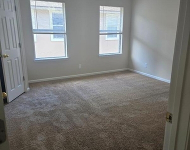 7854 Melvin Road - Photo Thumbnail 7