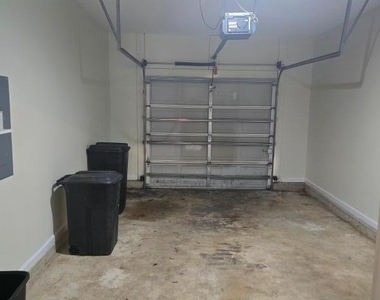 7854 Melvin Road - Photo Thumbnail 10