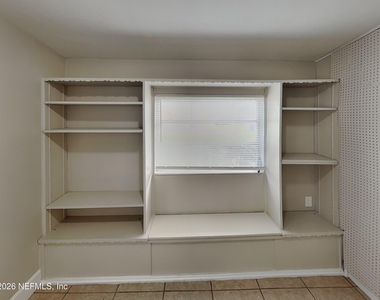 1566 Quante Road - Photo Thumbnail 13