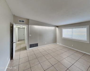 1566 Quante Road - Photo Thumbnail 2