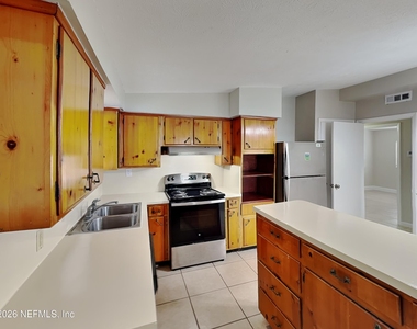 1566 Quante Road - Photo Thumbnail 6