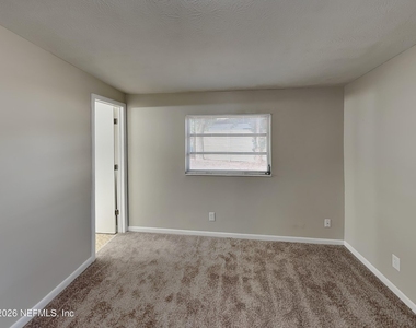 1566 Quante Road - Photo Thumbnail 10