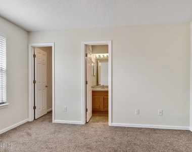 7887 Melvin Road - Photo Thumbnail 11