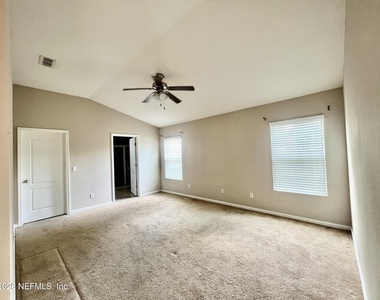 1009 Mayfair Creek Court - Photo Thumbnail 10