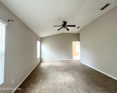 1009 Mayfair Creek Court - Photo Thumbnail 11