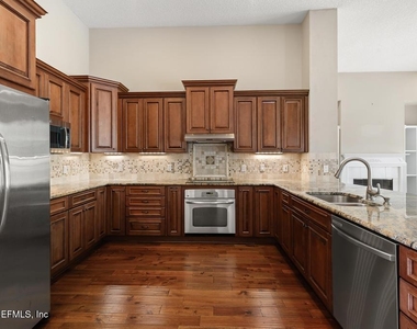 337 S Mill View Way - Photo Thumbnail 14