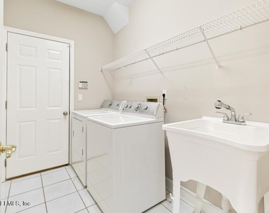337 S Mill View Way - Photo Thumbnail 43