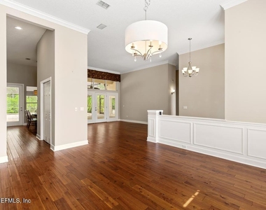 337 S Mill View Way - Photo Thumbnail 11