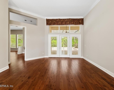 337 S Mill View Way - Photo Thumbnail 7