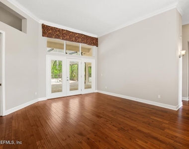 337 S Mill View Way - Photo Thumbnail 8