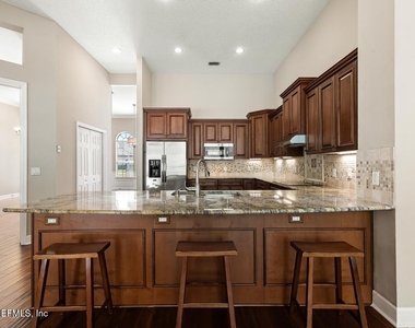 337 S Mill View Way - Photo Thumbnail 19