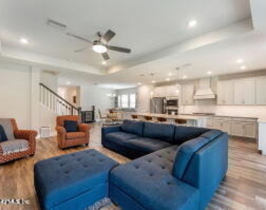 93 Felasco Way - Photo Thumbnail 10