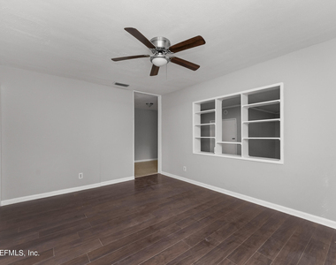 6171 Cedar Hills Boulevard - Photo Thumbnail 2
