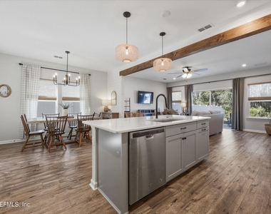184 Dahlia Falls Drive - Photo Thumbnail 12