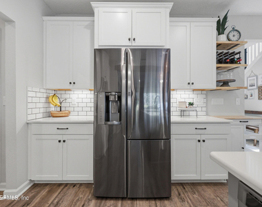 184 Dahlia Falls Drive - Photo Thumbnail 11