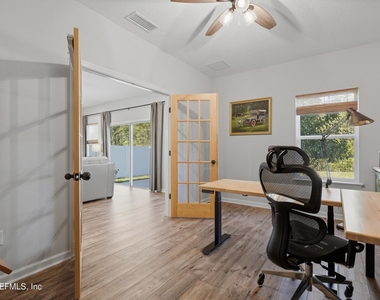 184 Dahlia Falls Drive - Photo Thumbnail 20