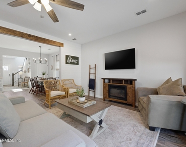 184 Dahlia Falls Drive - Photo Thumbnail 17