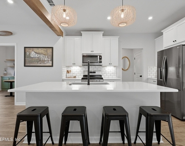 184 Dahlia Falls Drive - Photo Thumbnail 7