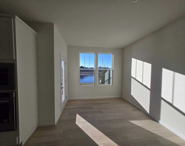24354 W Alexis Lane - Photo Thumbnail 6