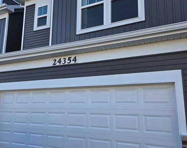 24354 W Alexis Lane - Photo Thumbnail 28
