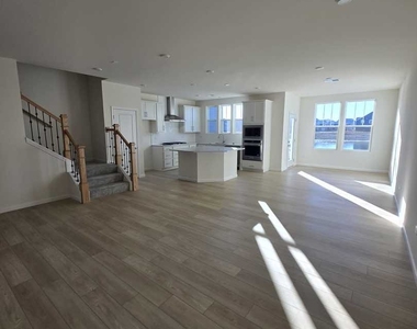 24354 W Alexis Lane - Photo Thumbnail 8