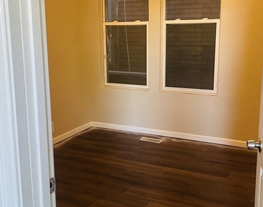 169 E 23rd Street - Photo Thumbnail 4