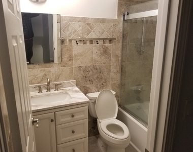 544 Inverrary Lane - Photo Thumbnail 6