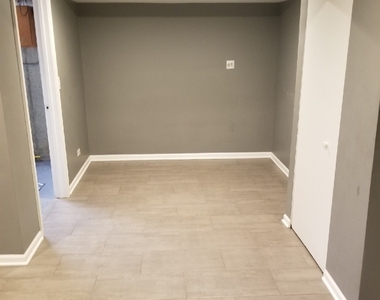544 Inverrary Lane - Photo Thumbnail 9