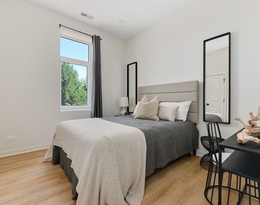 284 Stonington Drive - Photo Thumbnail 10
