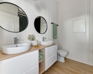 284 Stonington Drive - Photo Thumbnail 14