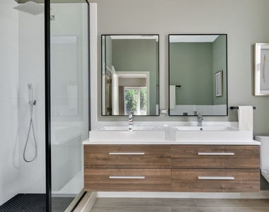 284 Stonington Drive - Photo Thumbnail 11