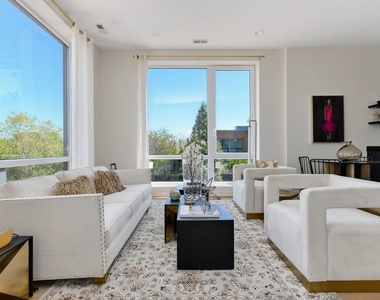 284 Stonington Drive - Photo Thumbnail 7