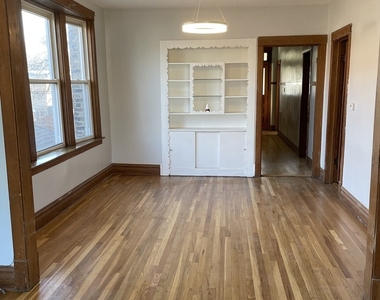 4147 N Monticello Avenue - Photo Thumbnail 2