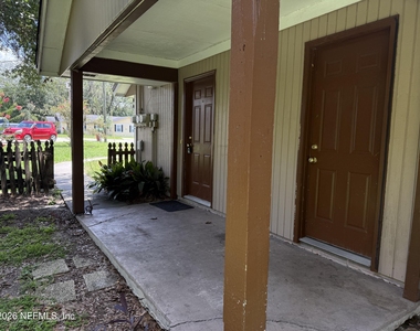 808 Meadowbrook Drive - Photo Thumbnail 1