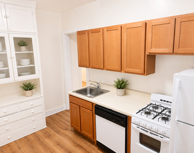 733 Hinman Avenue - Photo Thumbnail 5