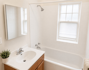 733 Hinman Avenue - Photo Thumbnail 6