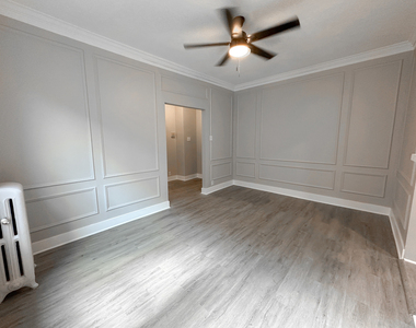 6207 N Winthrop Avenue - Photo Thumbnail 7