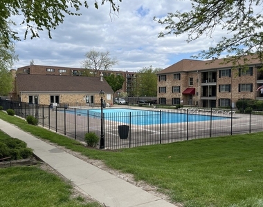 1728 Fayette Walk - Photo Thumbnail 1