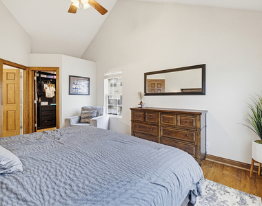17419 Yakima Drive - Photo Thumbnail 10