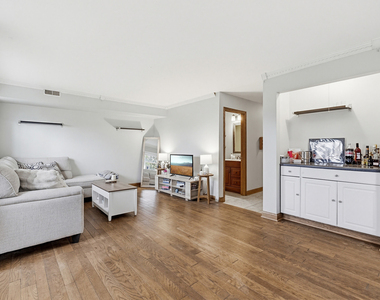 17419 Yakima Drive - Photo Thumbnail 13