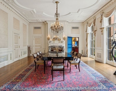 1355 N Astor Street - Photo Thumbnail 22