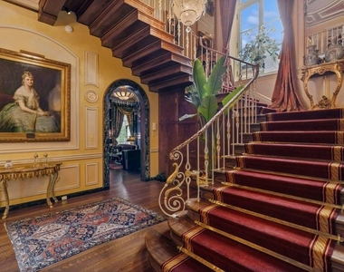 1355 N Astor Street - Photo Thumbnail 29