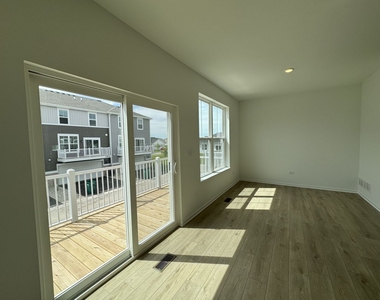 14945 S Mccarthy Circle - Photo Thumbnail 9