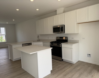 14945 S Mccarthy Circle - Photo Thumbnail 10