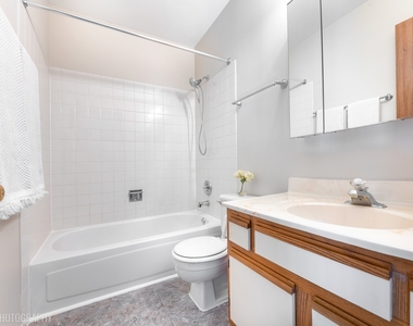 554 Abbeywood Drive - Photo Thumbnail 20