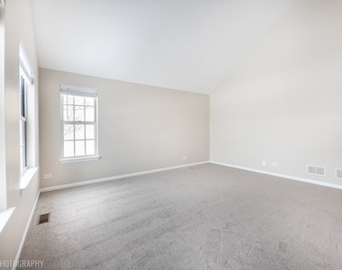554 Abbeywood Drive - Photo Thumbnail 9